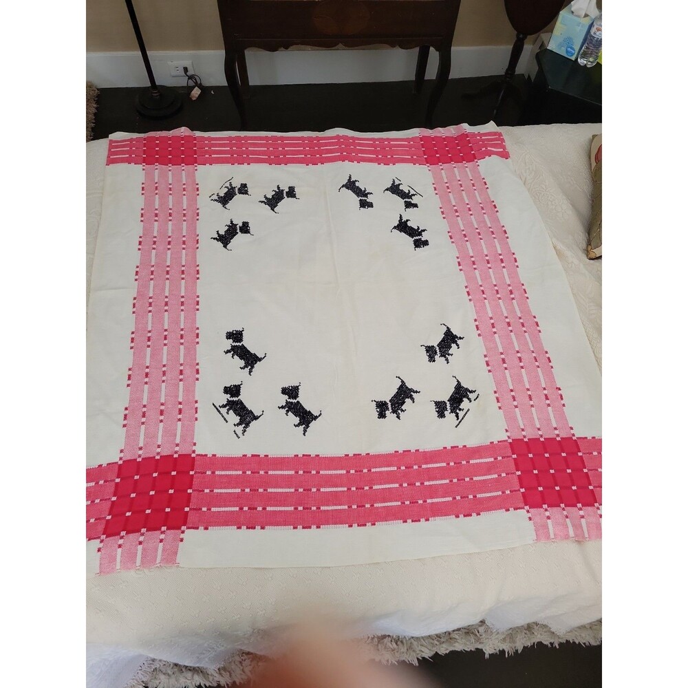 Vtg Scottie Dog Tablecloth Red And White Square Embroidered Handmade?